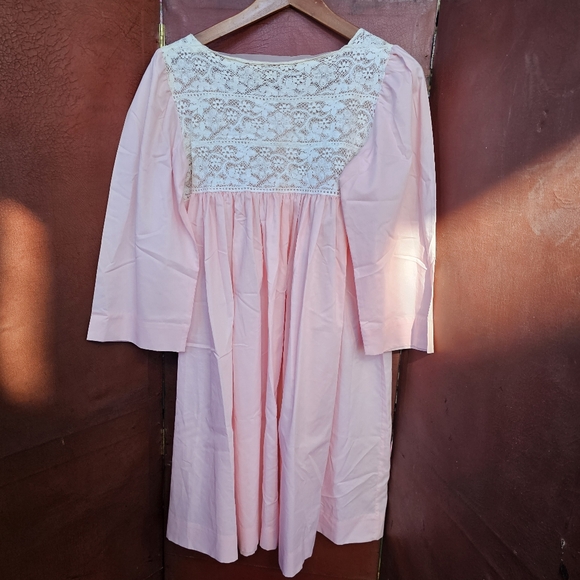 Vintage Linda Underlovelies Pink Nightgown - Picture 1 of 5
